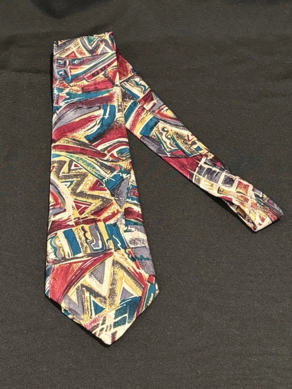 Share Vintage BUGLE BOY USA Mens Tie Abstract Print